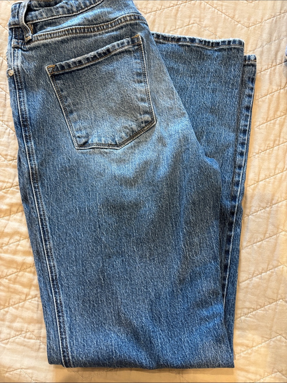 KanCan Straight Leg Women’s Jeans in Medium Blue